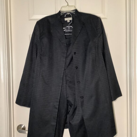 Amanda Smith Women 2 Piece Blk Pant Suit - Picture 4 of 10